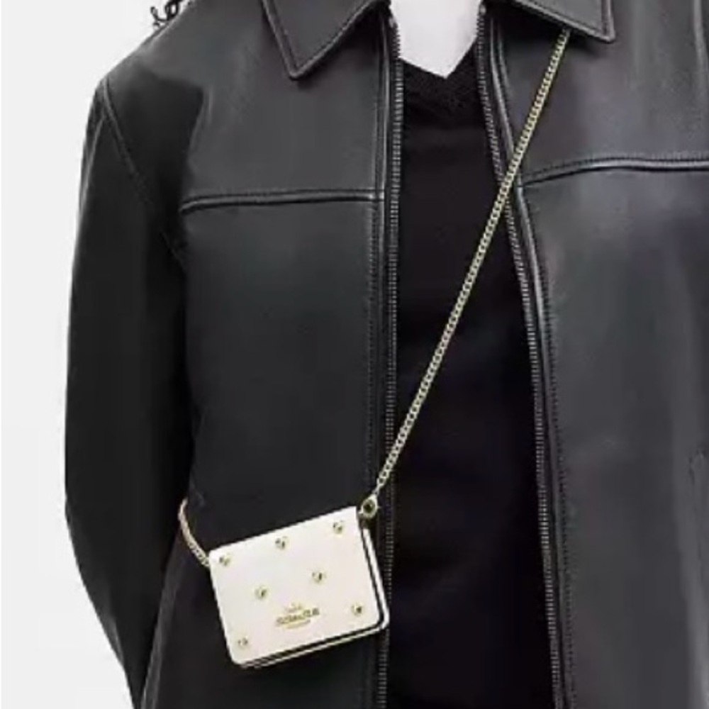 Authentic COACH Hearts studs Leather flap snap wallet on chain - Picture 12 of 15